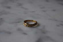 Load image into Gallery viewer, Irregular Rhinestone Ring
