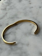 Load image into Gallery viewer, Plain Gold Bangle
