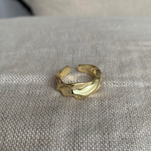 Load image into Gallery viewer, Textured Ring
