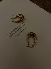 Load image into Gallery viewer, Dulce Hoops
