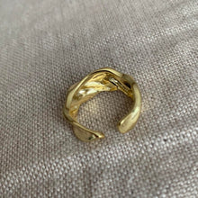 Load image into Gallery viewer, Textured Ring

