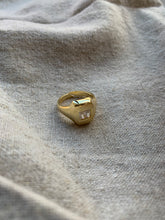 Load image into Gallery viewer, Bling Ring
