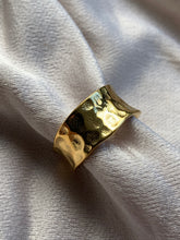 Load image into Gallery viewer, Textured Ring

