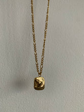 Load image into Gallery viewer, Square Face Pendant Necklace
