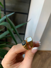Load image into Gallery viewer, Shell Ring
