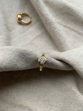 Load image into Gallery viewer, Gem Ring
