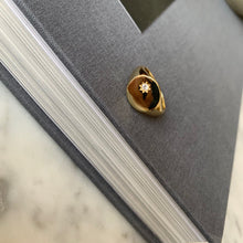 Load image into Gallery viewer, Rhinestone Signet Ring
