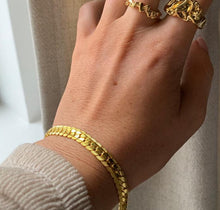 Load image into Gallery viewer, Flat Chain Bracelet

