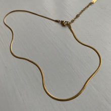Load image into Gallery viewer, Snake Chain Necklace (1mm)
