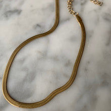 Load image into Gallery viewer, Snake Chain Necklace (4mm)
