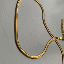 Load image into Gallery viewer, Snake Chain Necklace (3mm)
