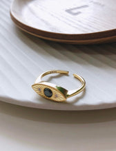 Load image into Gallery viewer, Dainty Rhinestone Ring
