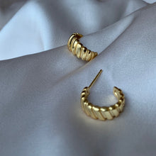 Load image into Gallery viewer, Textured Hoop Earring
