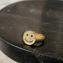 Load image into Gallery viewer, Rhinestone Smiley Ring
