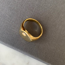 Load image into Gallery viewer, Rhinestone Signet Ring
