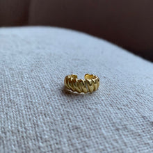 Load image into Gallery viewer, Textured Ear Cuff
