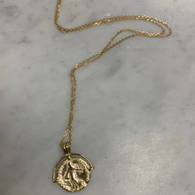 Load image into Gallery viewer, Medallion Necklace
