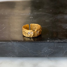 Load image into Gallery viewer, Textured Cluster Ring
