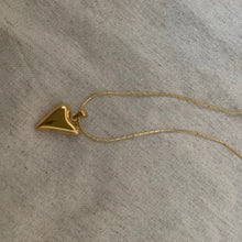 Load image into Gallery viewer, Heart Pendant Necklace
