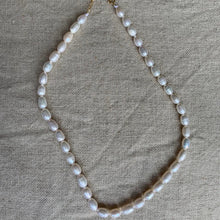 Load image into Gallery viewer, Freshwater Pearl Necklace
