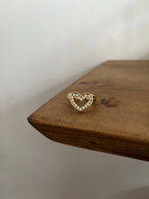 Load image into Gallery viewer, Pearl Heart Ring
