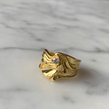 Load image into Gallery viewer, Wave Statement Ring
