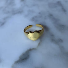 Load image into Gallery viewer, Heart Ring

