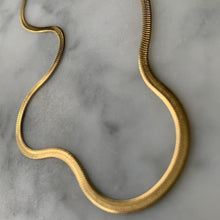 Load image into Gallery viewer, Snake Chain
