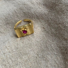 Load image into Gallery viewer, Red Stone Ring
