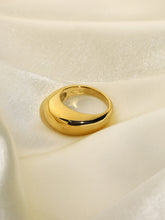 Load image into Gallery viewer, Seville Ring
