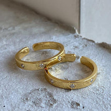 Load image into Gallery viewer, Rhinestone Ring
