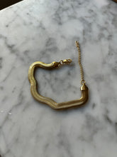 Load image into Gallery viewer, Fish Bone Link Bracelet
