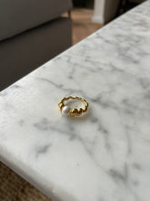 Load image into Gallery viewer, Amalfi Ring
