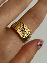 Load image into Gallery viewer, The World Tarot Ring
